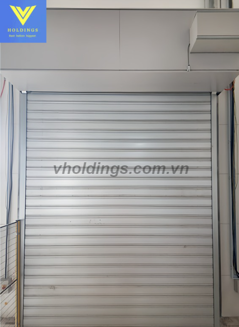 Cửa cuốn chống cháy VHoldings bằng thép mạ kẽm đạt tiêu chuẩn EI120