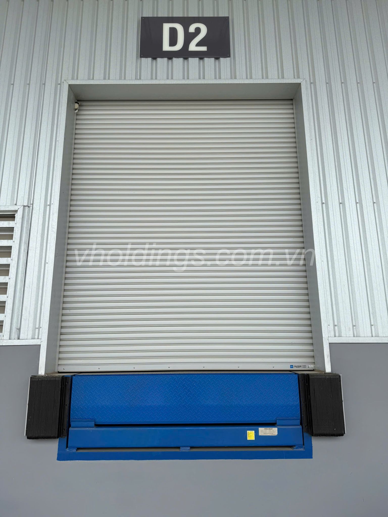 cua cuon thep Bunka lap dat tai DHL Hung Yen