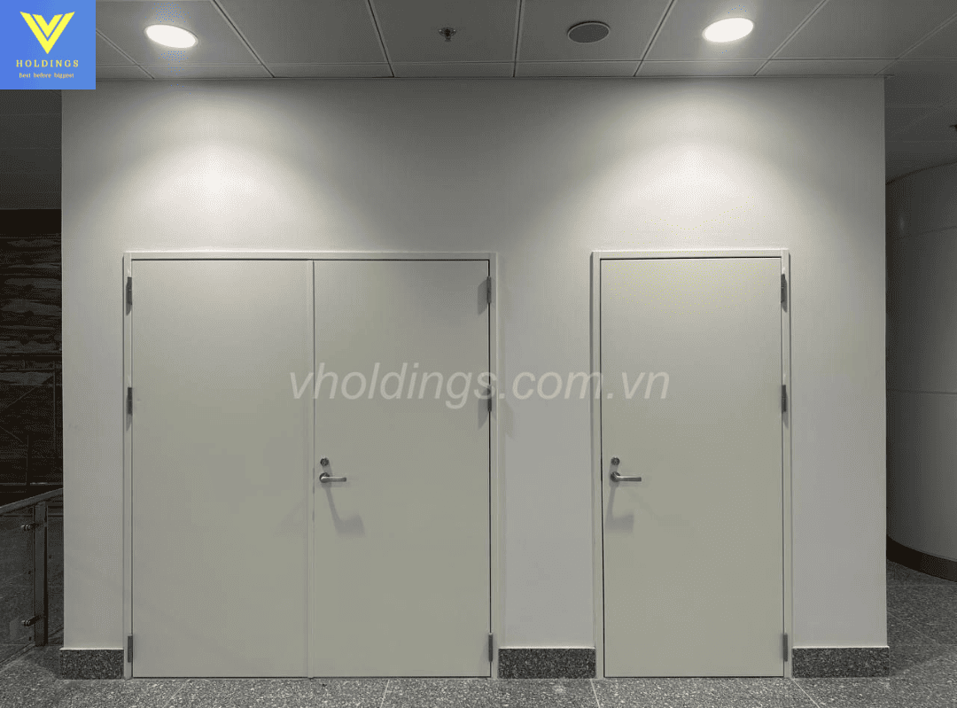 Cửa thép Nhật Bản 
