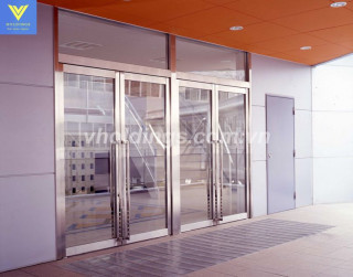 Khẳng định đẳng cấp kiến trúc bền vững cùng cửa inox Bunka