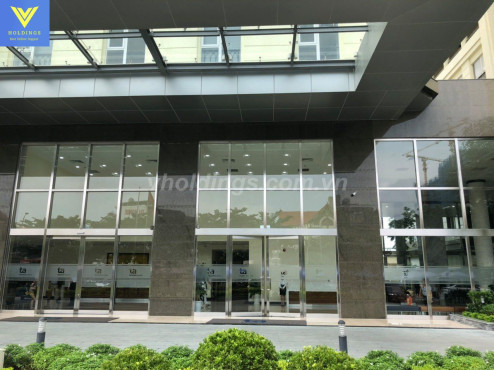 Tạo điểm nhấn thanh lịch trong thiết kế tòa nhà với cửa inox Bunka